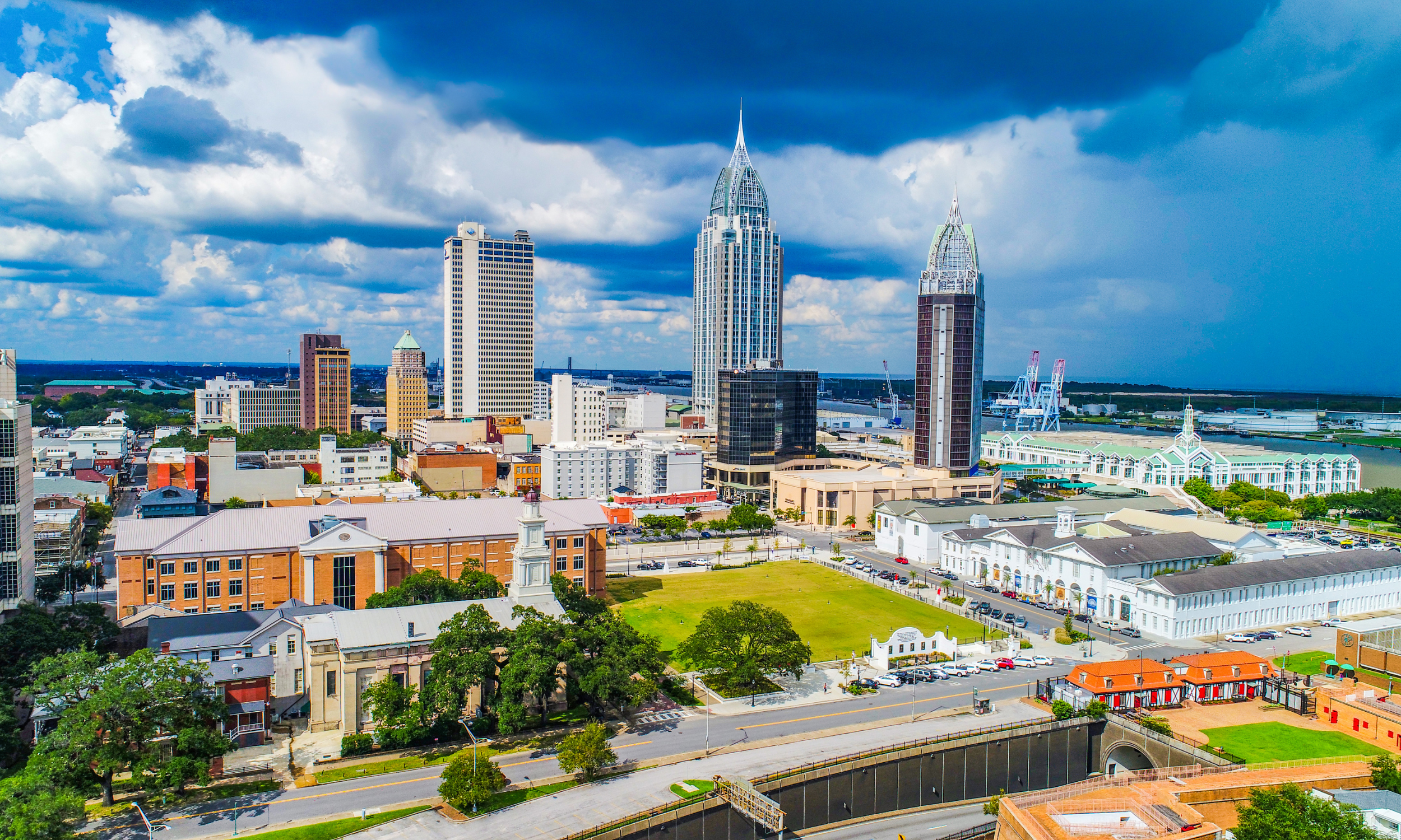 Representing Truck Crash Victims Across Dauphin Island Prichard and Tillman’s Corner