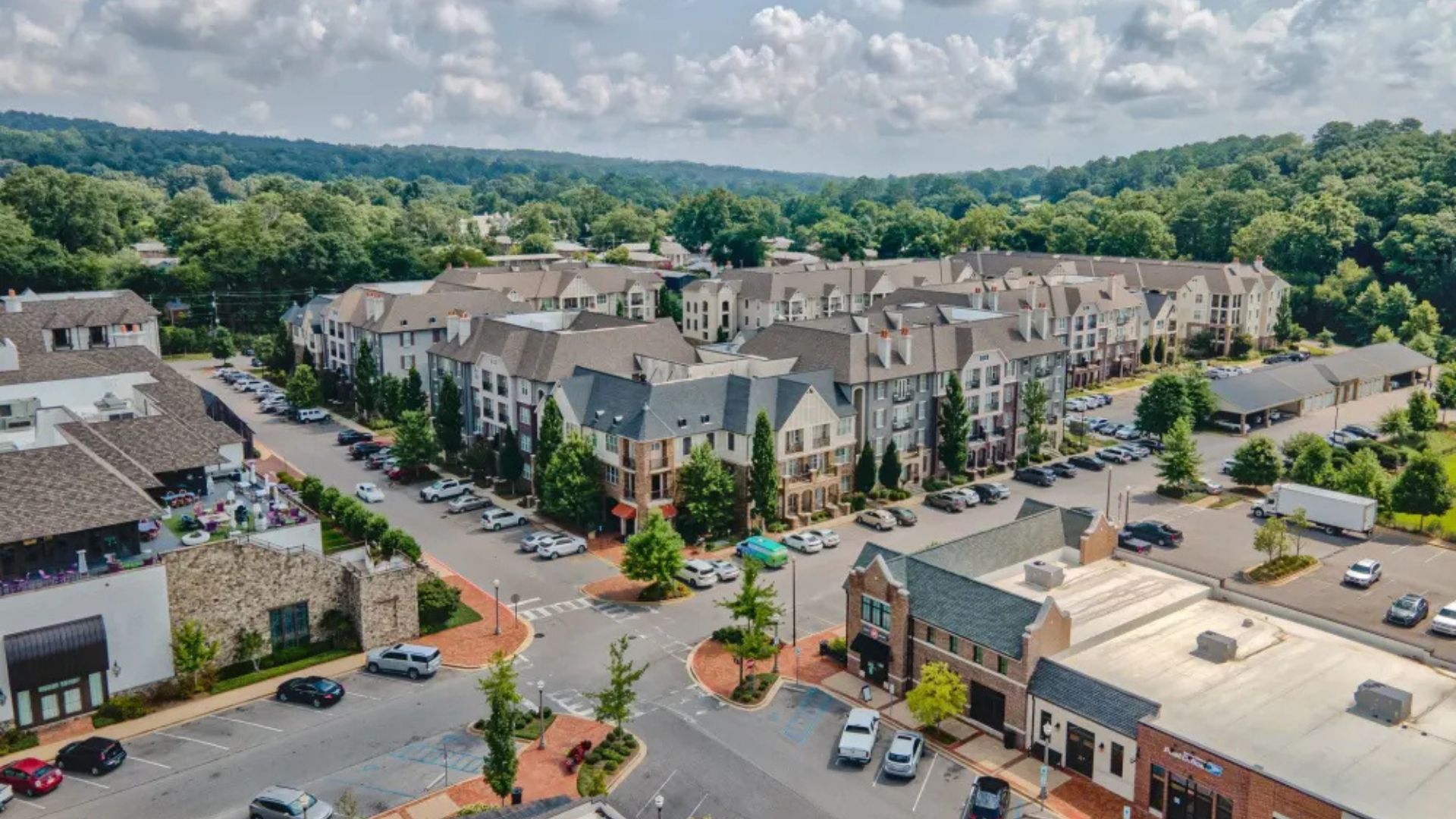 Why Simmons Law Is the Right Choice for Mountain Brook Injury Victims